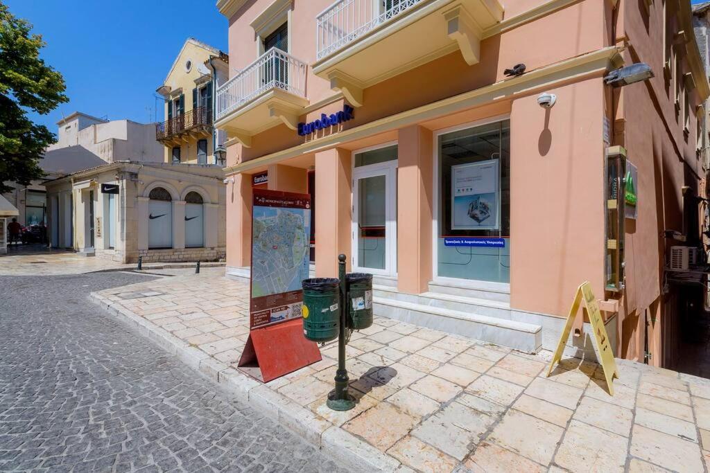 Ria'S Apartment In Corfu Town Esterno foto