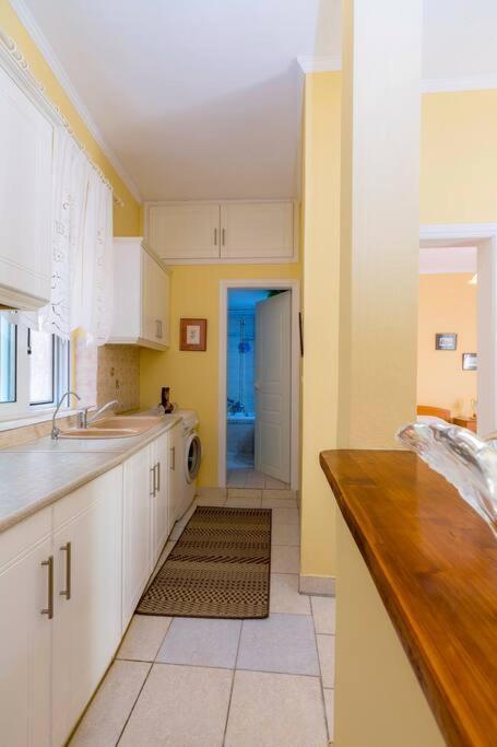 Ria'S Apartment In Corfu Town Esterno foto